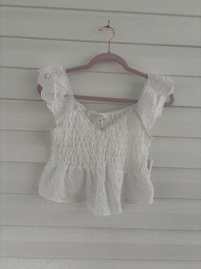 NWT White Eyelet Milkmaid Blouse Cottagecore Coquette Puff Sleeve Summer Top